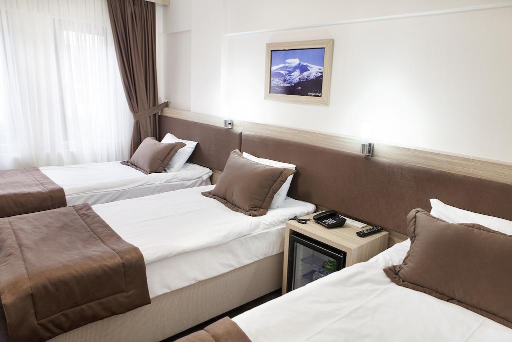 Hotel Emge Istanbul Værelse billede